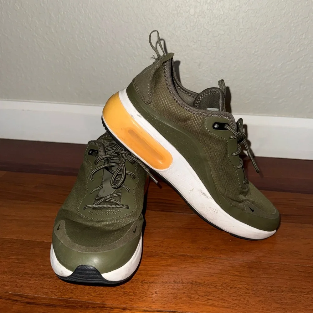 Nike Air Max Dia Olive Green Sneakers | Women’s Size [7]